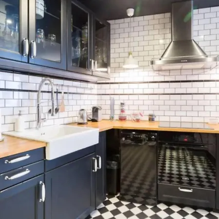 Beautiful Apt - Bastille *
